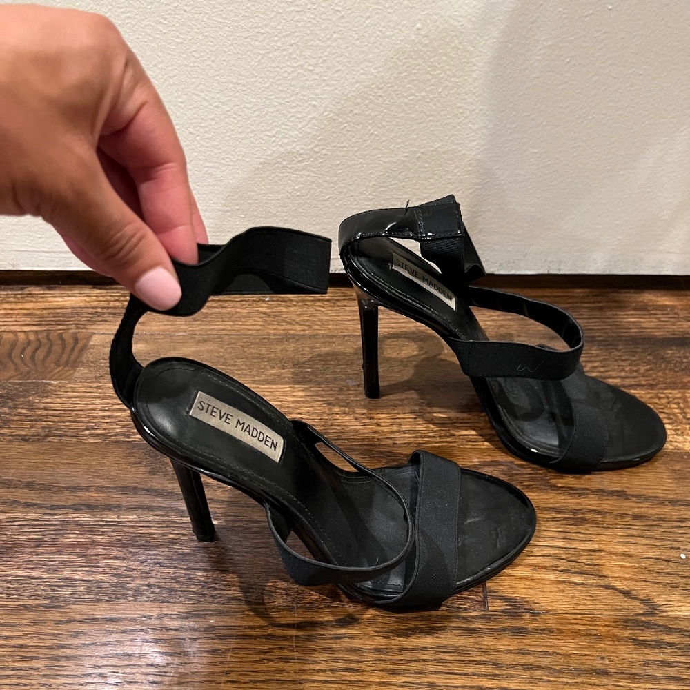 steve madden black strap heels